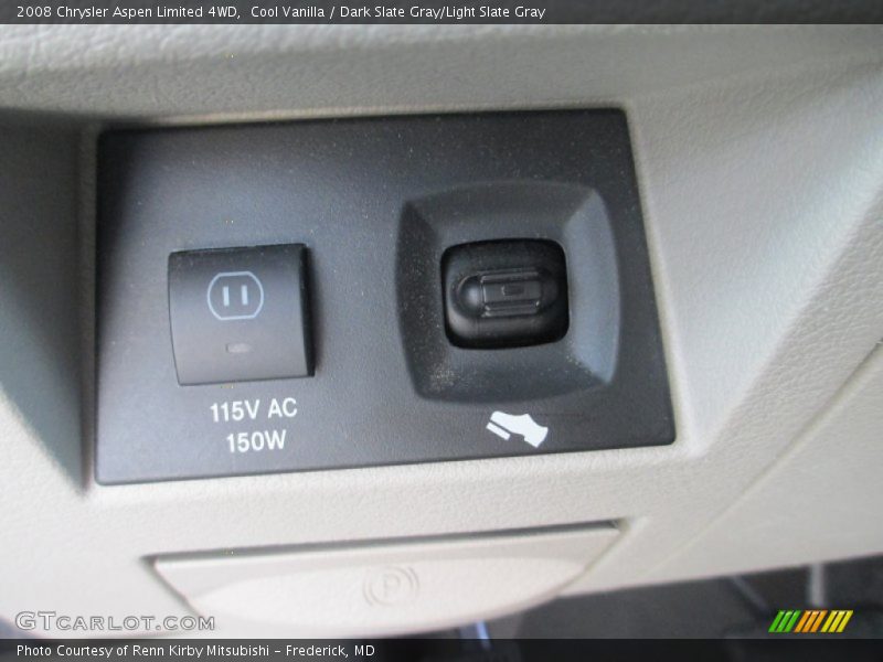 Cool Vanilla / Dark Slate Gray/Light Slate Gray 2008 Chrysler Aspen Limited 4WD