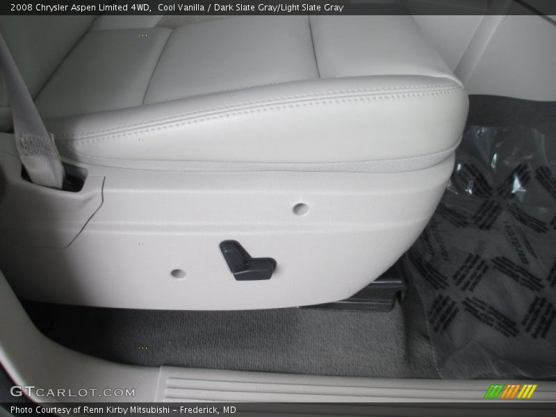 Cool Vanilla / Dark Slate Gray/Light Slate Gray 2008 Chrysler Aspen Limited 4WD