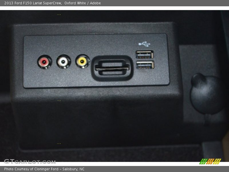 Oxford White / Adobe 2013 Ford F150 Lariat SuperCrew