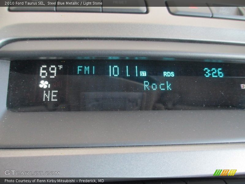 Steel Blue Metallic / Light Stone 2010 Ford Taurus SEL