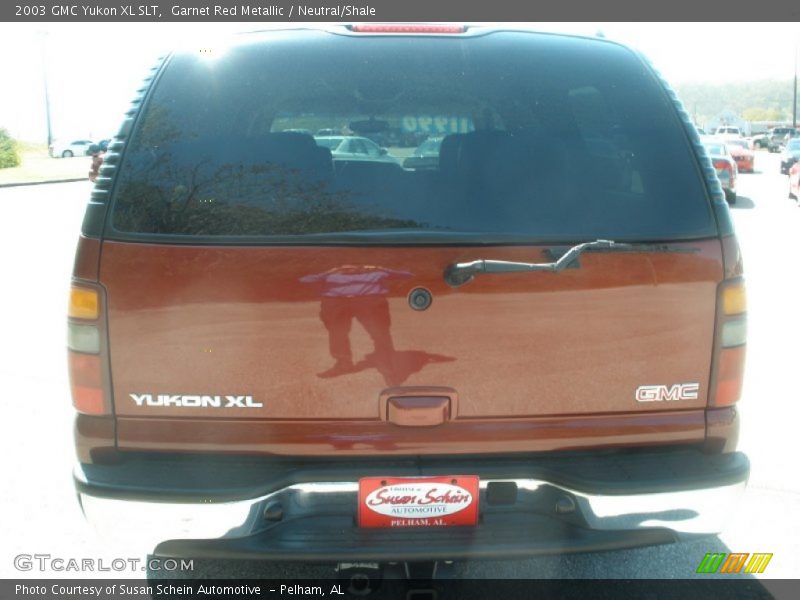 Garnet Red Metallic / Neutral/Shale 2003 GMC Yukon XL SLT