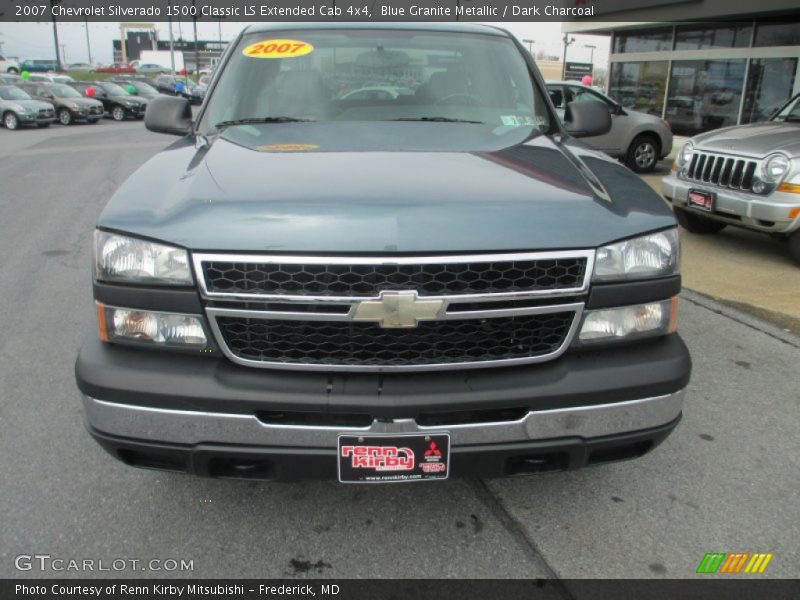 Blue Granite Metallic / Dark Charcoal 2007 Chevrolet Silverado 1500 Classic LS Extended Cab 4x4