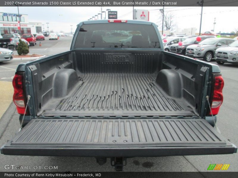 Blue Granite Metallic / Dark Charcoal 2007 Chevrolet Silverado 1500 Classic LS Extended Cab 4x4