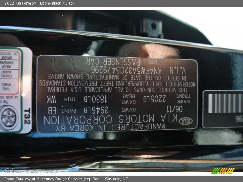 Ebony Black / Black 2012 Kia Forte SX
