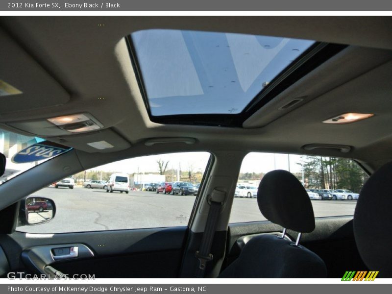 Ebony Black / Black 2012 Kia Forte SX