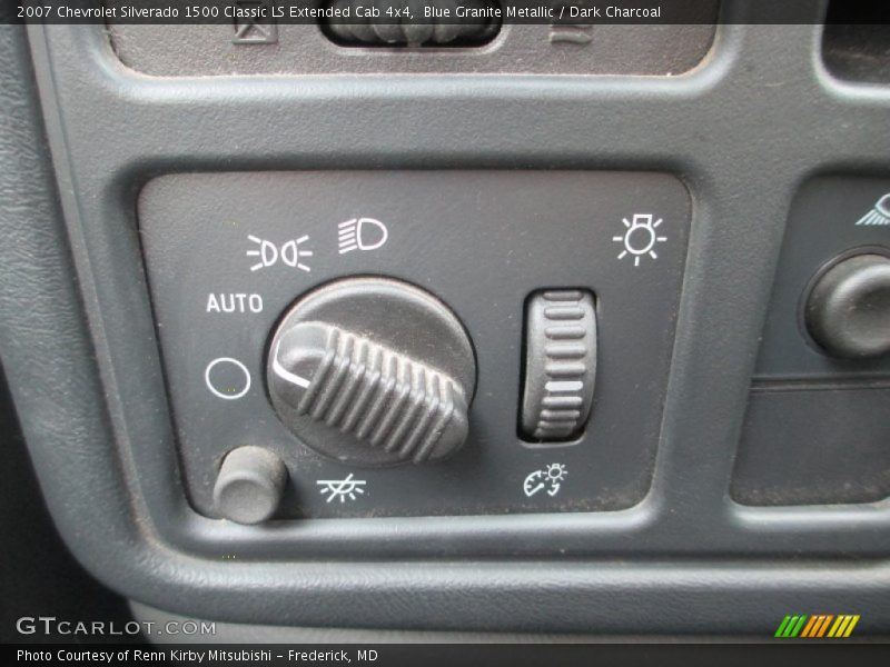 Blue Granite Metallic / Dark Charcoal 2007 Chevrolet Silverado 1500 Classic LS Extended Cab 4x4