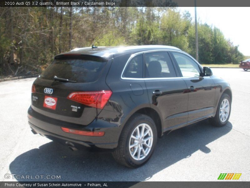 Brilliant Black / Cardamom Beige 2010 Audi Q5 3.2 quattro