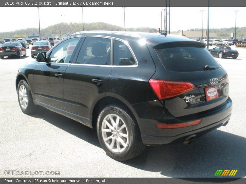 Brilliant Black / Cardamom Beige 2010 Audi Q5 3.2 quattro