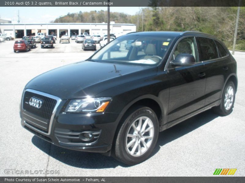 Brilliant Black / Cardamom Beige 2010 Audi Q5 3.2 quattro