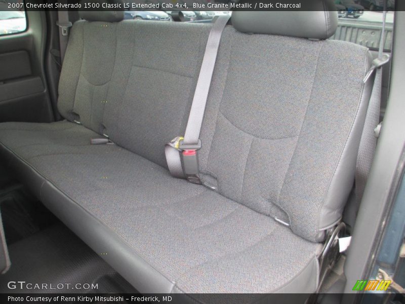 Blue Granite Metallic / Dark Charcoal 2007 Chevrolet Silverado 1500 Classic LS Extended Cab 4x4