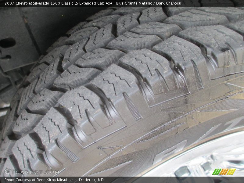 Blue Granite Metallic / Dark Charcoal 2007 Chevrolet Silverado 1500 Classic LS Extended Cab 4x4