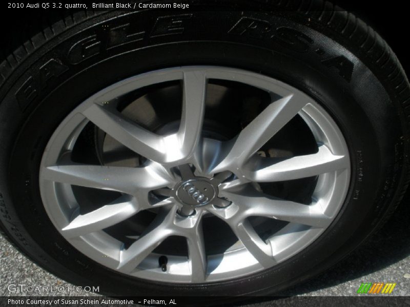 Brilliant Black / Cardamom Beige 2010 Audi Q5 3.2 quattro