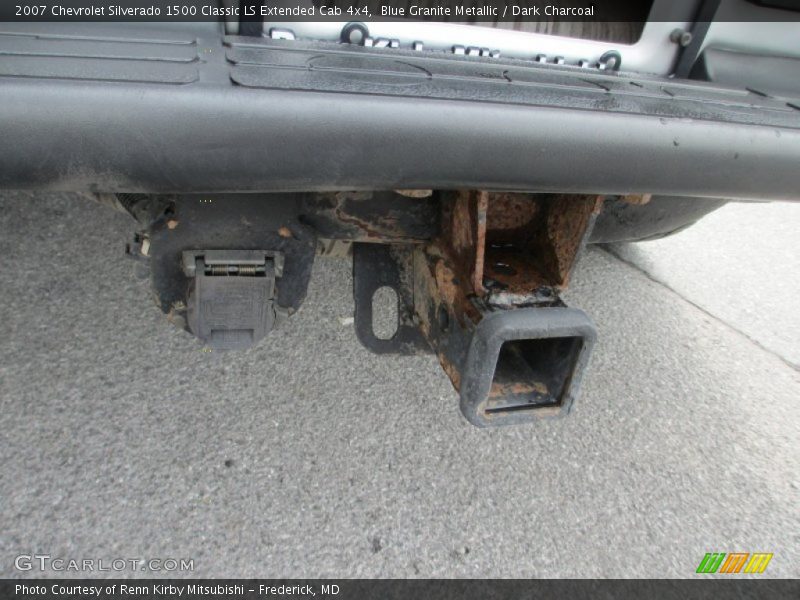 Blue Granite Metallic / Dark Charcoal 2007 Chevrolet Silverado 1500 Classic LS Extended Cab 4x4