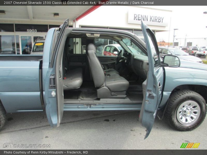 Blue Granite Metallic / Dark Charcoal 2007 Chevrolet Silverado 1500 Classic LS Extended Cab 4x4