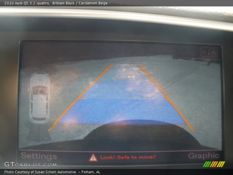 Brilliant Black / Cardamom Beige 2010 Audi Q5 3.2 quattro