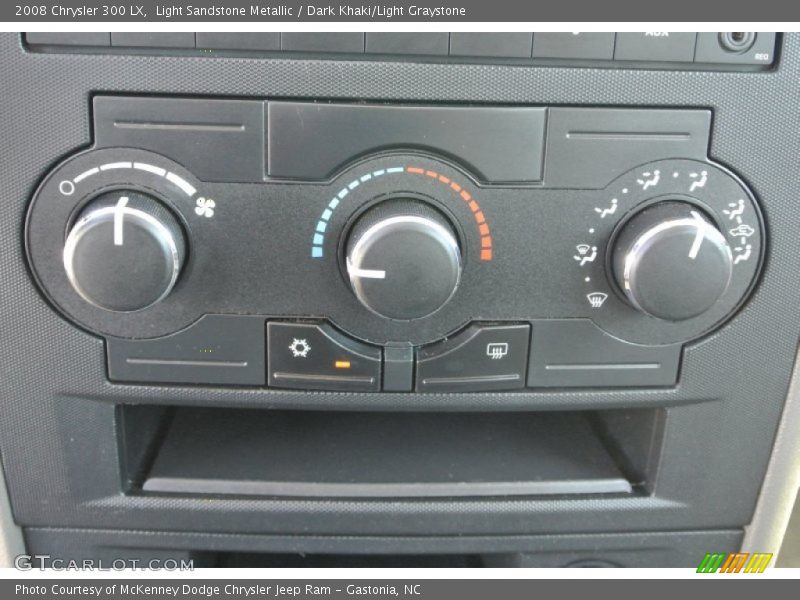 Light Sandstone Metallic / Dark Khaki/Light Graystone 2008 Chrysler 300 LX