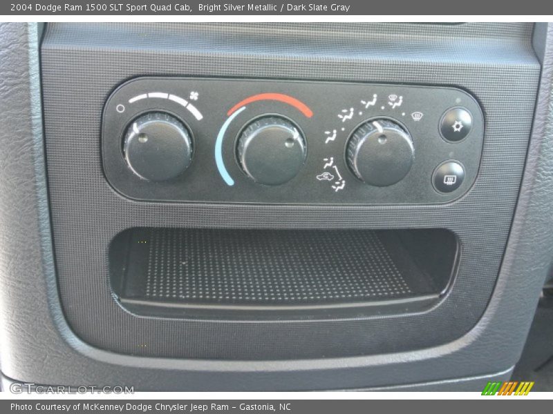 Bright Silver Metallic / Dark Slate Gray 2004 Dodge Ram 1500 SLT Sport Quad Cab