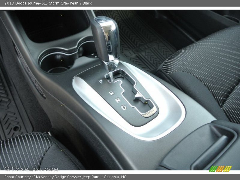 Storm Gray Pearl / Black 2013 Dodge Journey SE