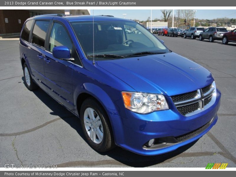 Blue Streak Pearl / Black/Light Graystone 2013 Dodge Grand Caravan Crew