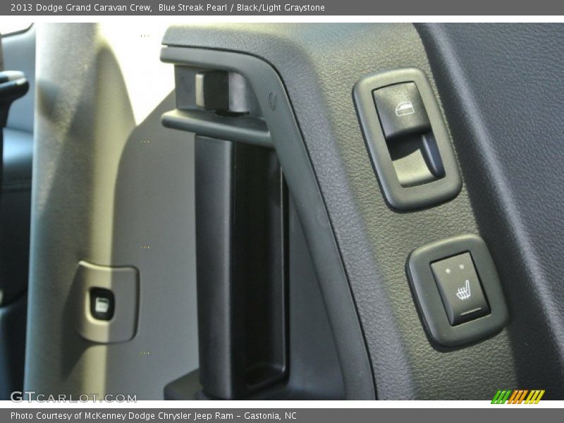 Blue Streak Pearl / Black/Light Graystone 2013 Dodge Grand Caravan Crew