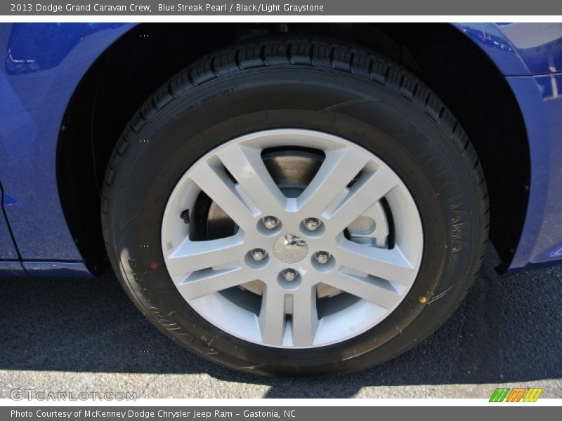 Blue Streak Pearl / Black/Light Graystone 2013 Dodge Grand Caravan Crew