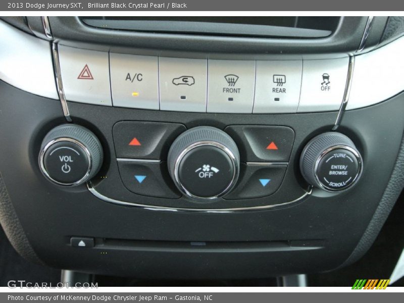Brilliant Black Crystal Pearl / Black 2013 Dodge Journey SXT
