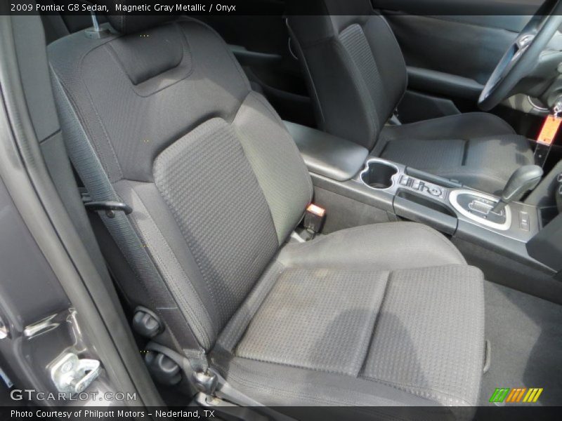 Magnetic Gray Metallic / Onyx 2009 Pontiac G8 Sedan