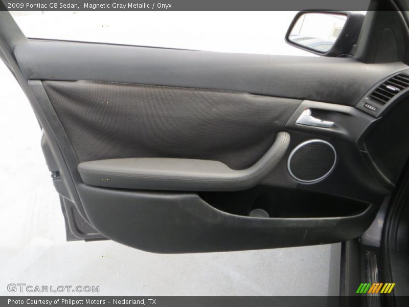 Magnetic Gray Metallic / Onyx 2009 Pontiac G8 Sedan