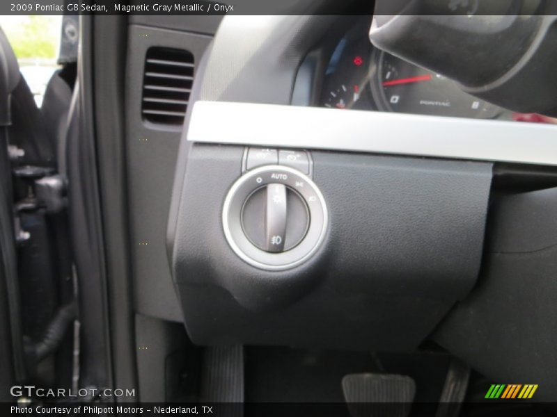 Magnetic Gray Metallic / Onyx 2009 Pontiac G8 Sedan