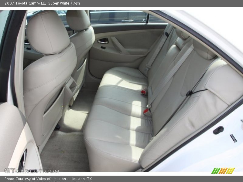 Super White / Ash 2007 Toyota Camry LE