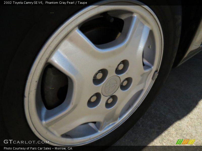 Phantom Gray Pearl / Taupe 2002 Toyota Camry SE V6