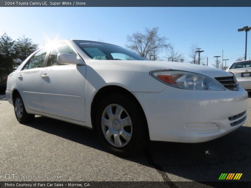 Super White / Stone 2004 Toyota Camry LE