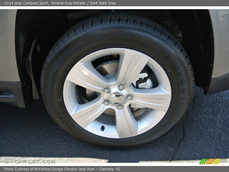 Mineral Gray Metallic / Dark Slate Gray 2014 Jeep Compass Sport