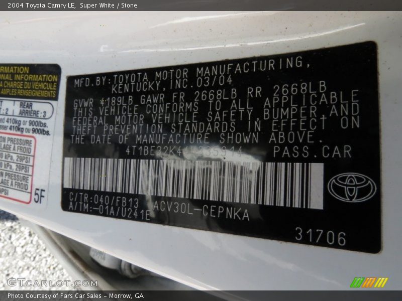 Super White / Stone 2004 Toyota Camry LE