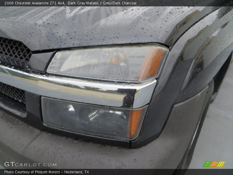 Dark Gray Metallic / Gray/Dark Charcoal 2006 Chevrolet Avalanche Z71 4x4