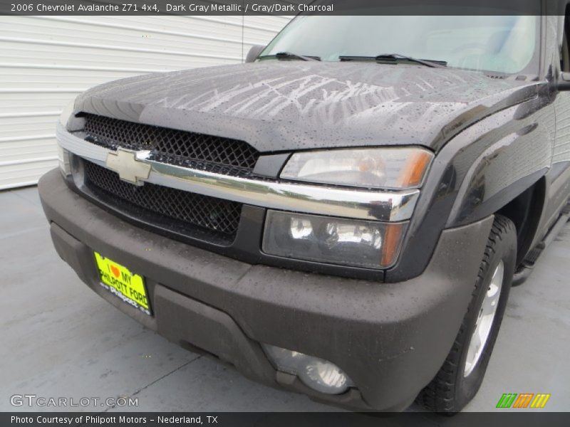 Dark Gray Metallic / Gray/Dark Charcoal 2006 Chevrolet Avalanche Z71 4x4