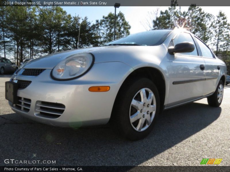 Bright Silver Metallic / Dark Slate Gray 2004 Dodge Neon SE