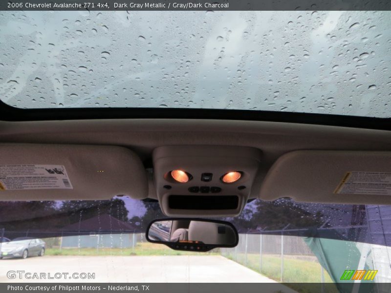 Dark Gray Metallic / Gray/Dark Charcoal 2006 Chevrolet Avalanche Z71 4x4