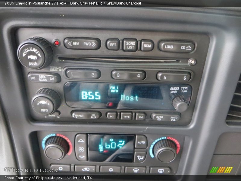 Dark Gray Metallic / Gray/Dark Charcoal 2006 Chevrolet Avalanche Z71 4x4