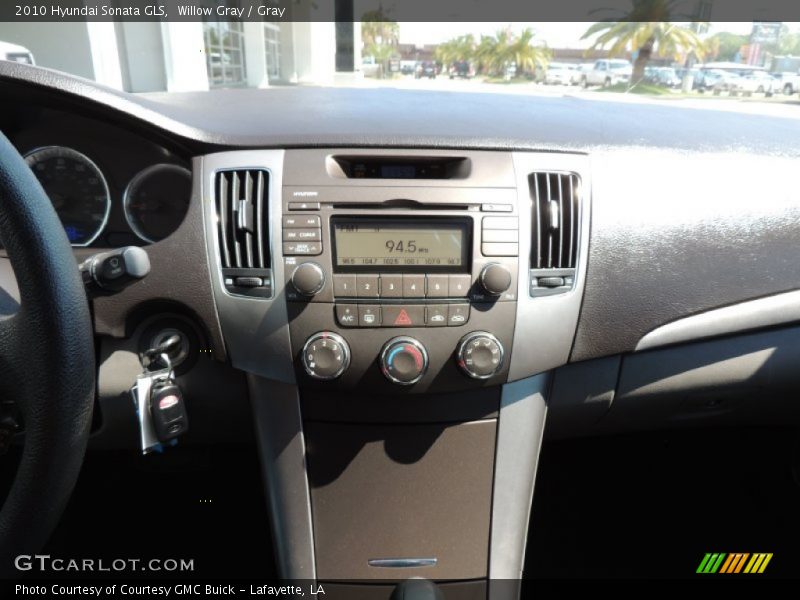 Willow Gray / Gray 2010 Hyundai Sonata GLS