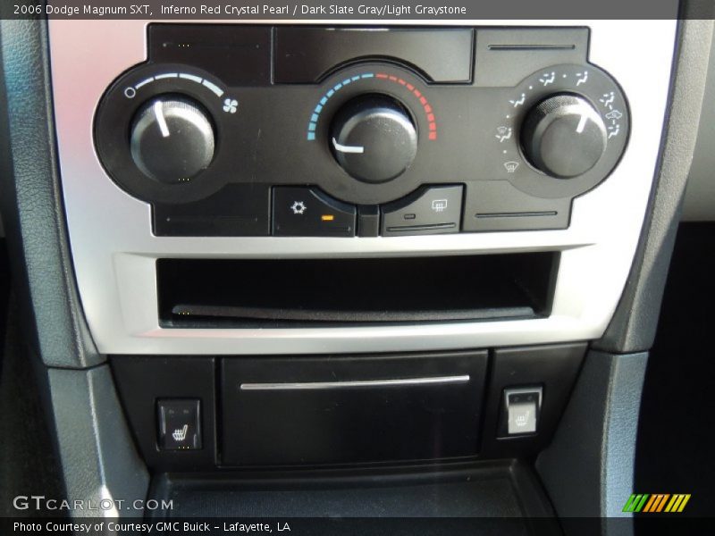 Inferno Red Crystal Pearl / Dark Slate Gray/Light Graystone 2006 Dodge Magnum SXT