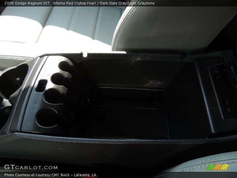 Inferno Red Crystal Pearl / Dark Slate Gray/Light Graystone 2006 Dodge Magnum SXT