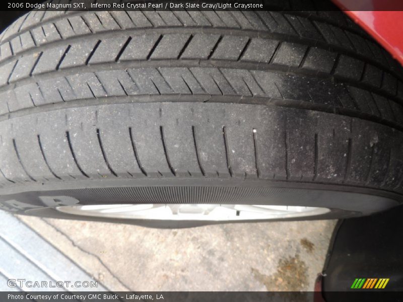 Inferno Red Crystal Pearl / Dark Slate Gray/Light Graystone 2006 Dodge Magnum SXT