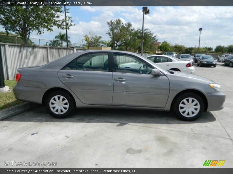 Phantom Gray Pearl / Gray 2005 Toyota Camry LE