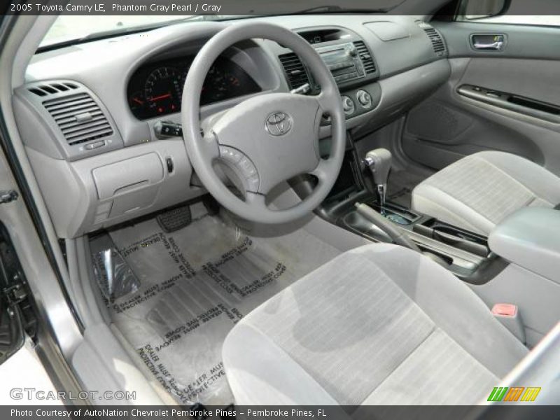 Phantom Gray Pearl / Gray 2005 Toyota Camry LE