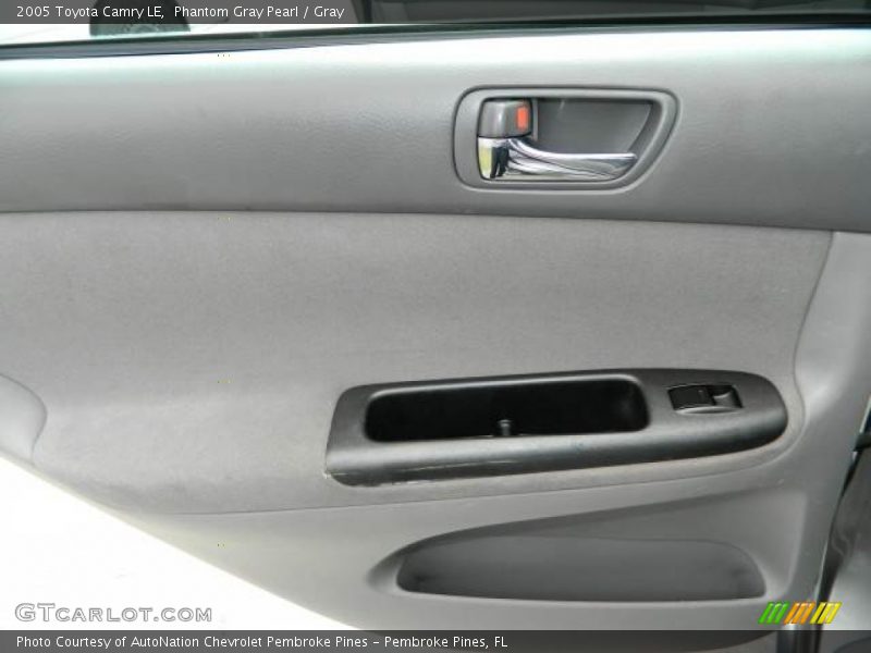 Phantom Gray Pearl / Gray 2005 Toyota Camry LE