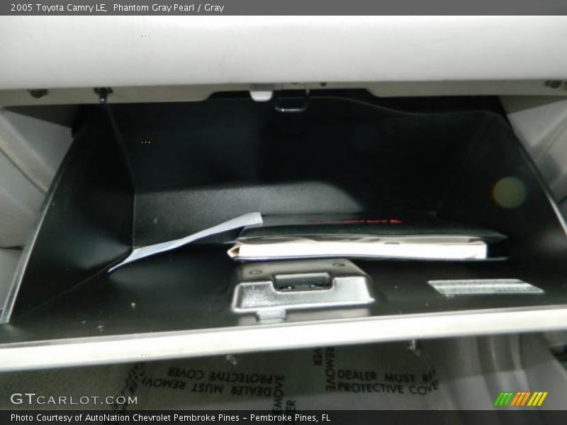 Phantom Gray Pearl / Gray 2005 Toyota Camry LE