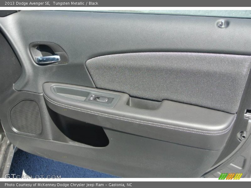 Tungsten Metallic / Black 2013 Dodge Avenger SE