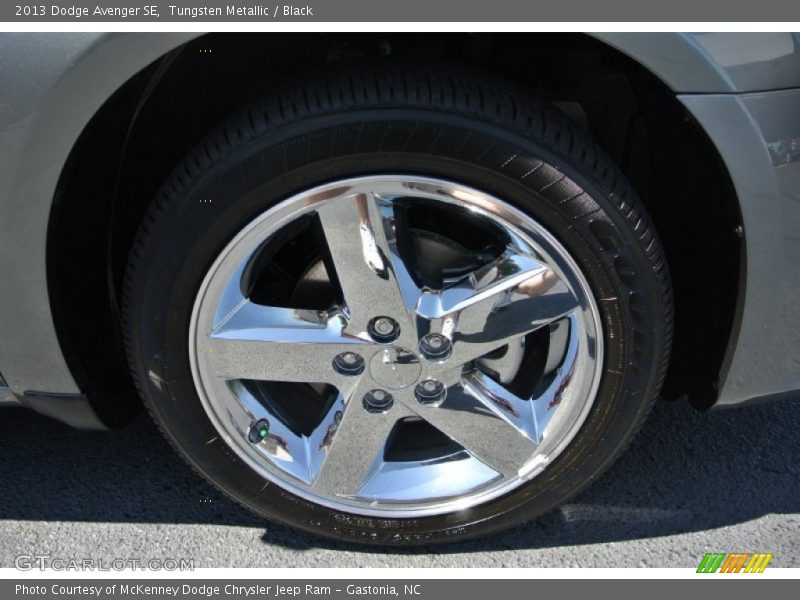 Tungsten Metallic / Black 2013 Dodge Avenger SE