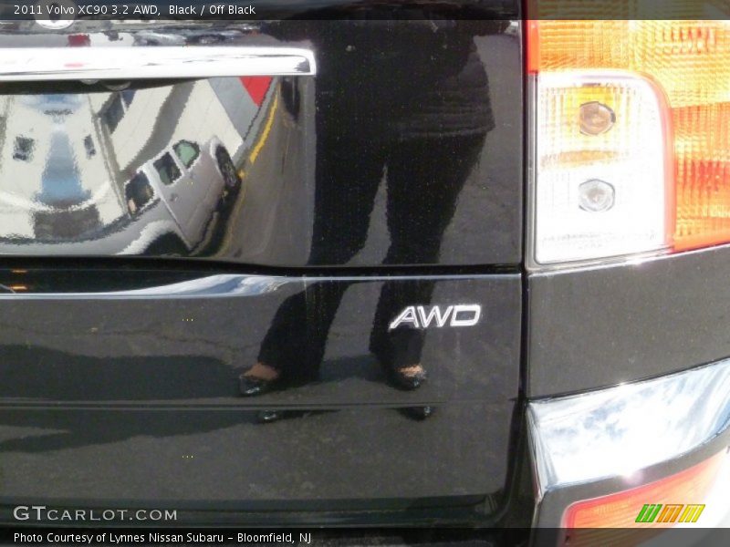 Black / Off Black 2011 Volvo XC90 3.2 AWD